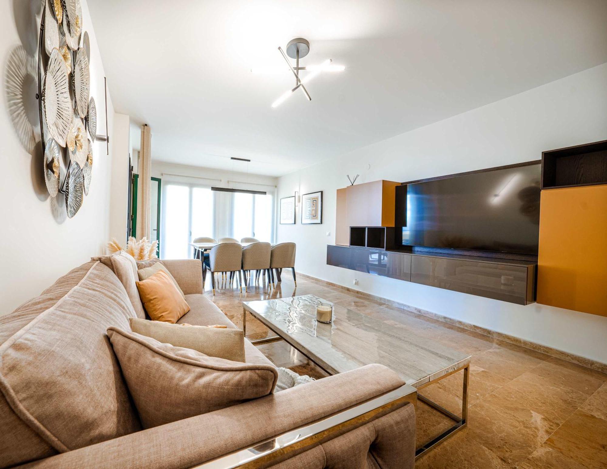 Modern 3-bedroom Haven In Almendros San Pedro Apartament