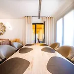 Modern 3-Bedroom Haven In Los Almendros San Pedro