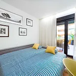 Modern 3-Bedroom Haven In Los Almendros San Pedro
